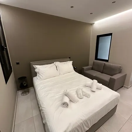 Dionysos Suites-3
